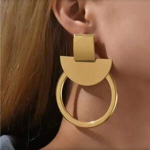 ✨NEW Elegant Gold tone Geometric Earrings